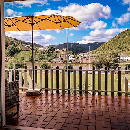 Traumaussicht Kamin Balkon Burgblick 65 Zoll Tv Netflix Sky Joyn Lindenplatz Lejlighed Bullay Eksteriør billede